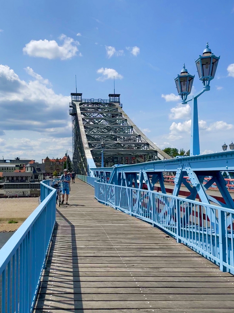 die blaue Brücke in Dresden