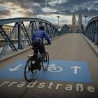 Die blaue Brücke (Wiwili Brücke) in Freiburg