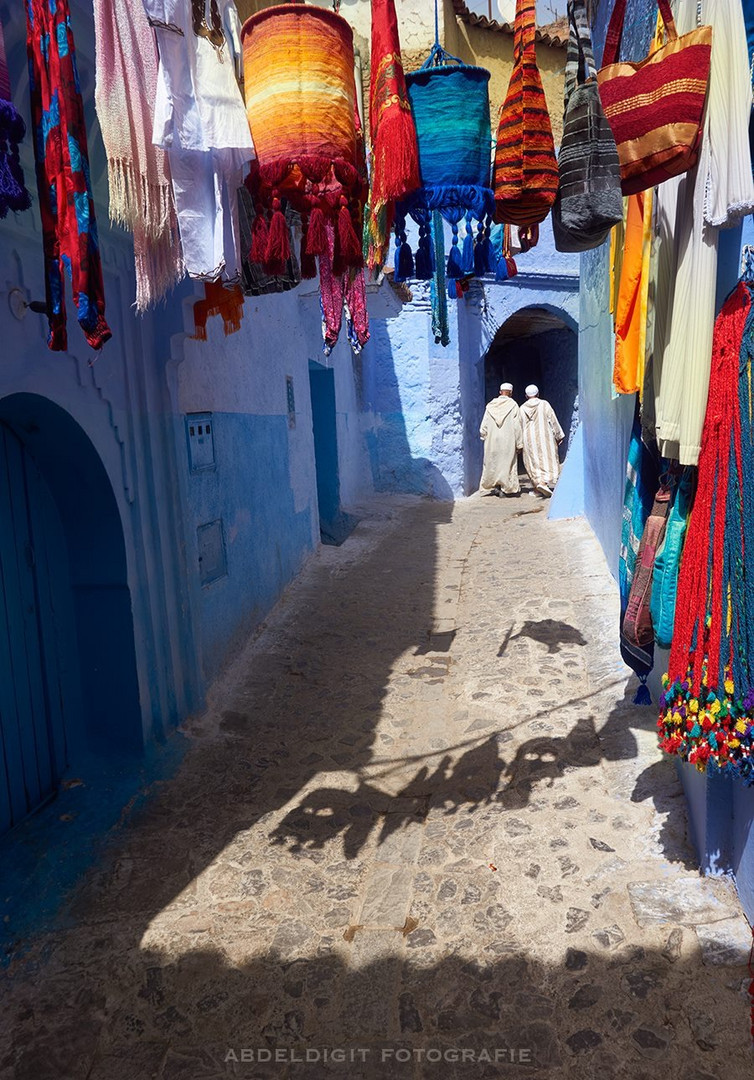 die blauen Straßen von Chefchaouen-Marokko