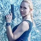 Die blonde Lara Croft :-)