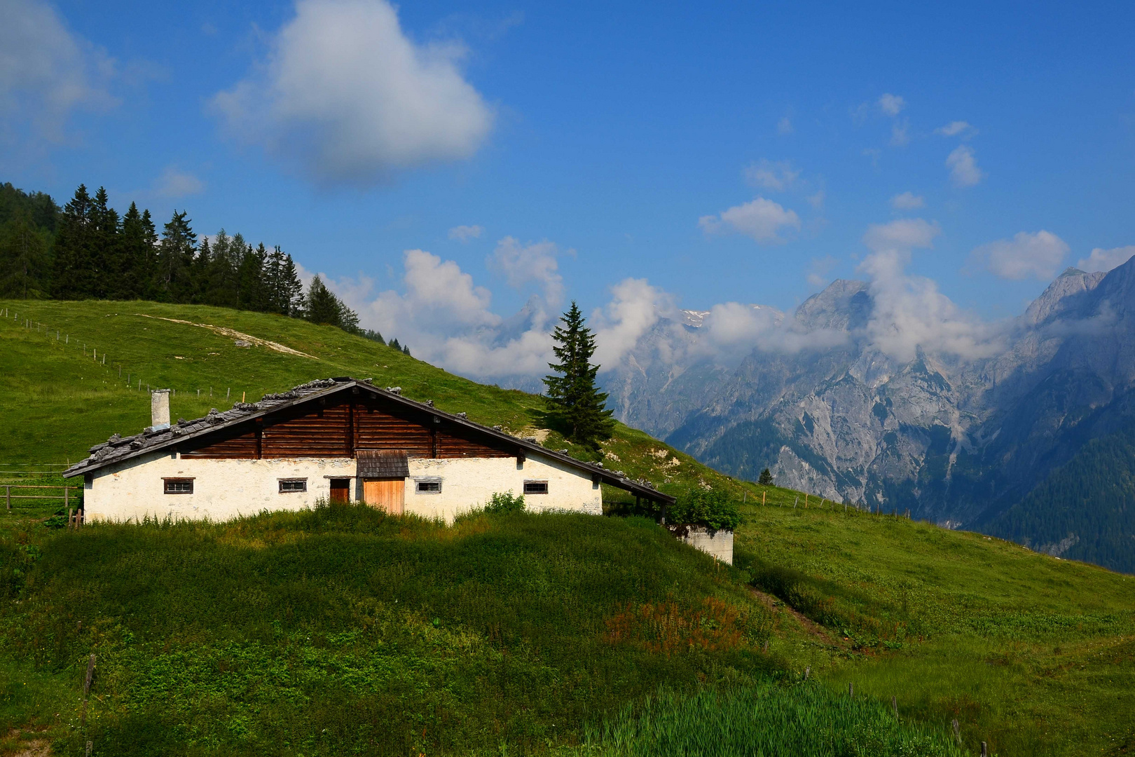 Die Blündeck-Alm auf dem Weg zur Ostpreussenhütte