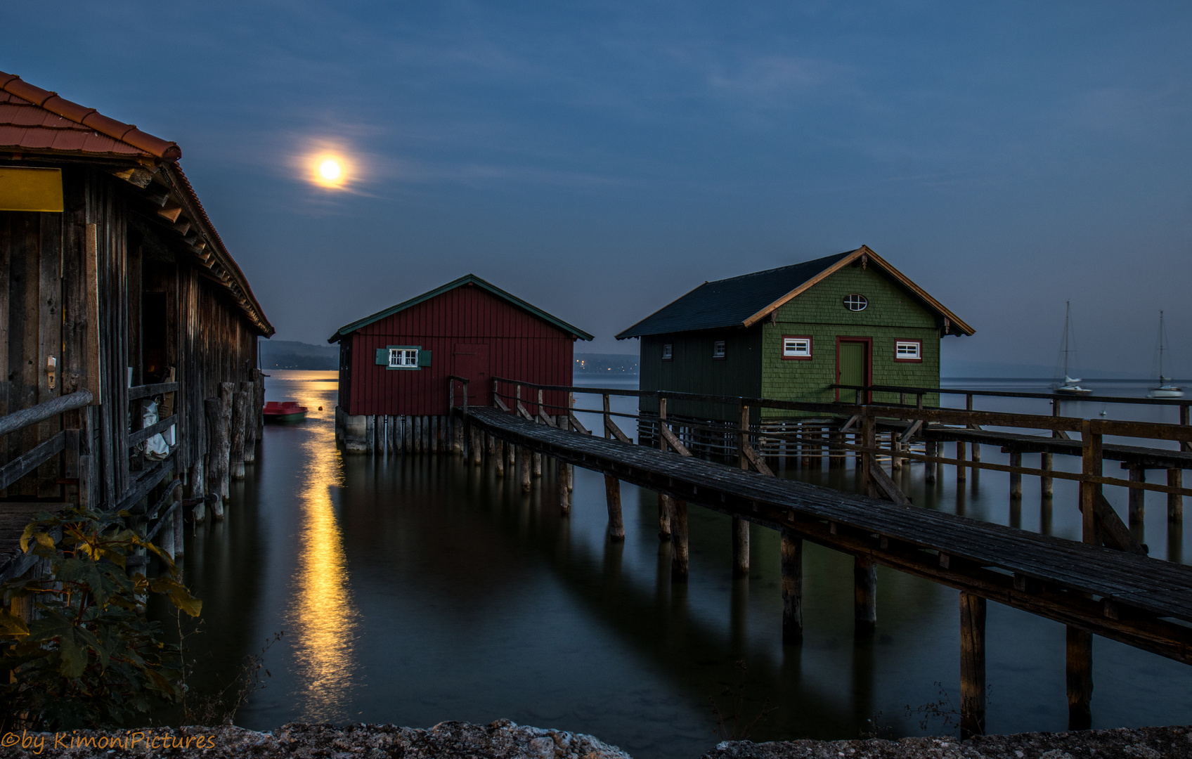 Die Bootshäuser am Ammersee