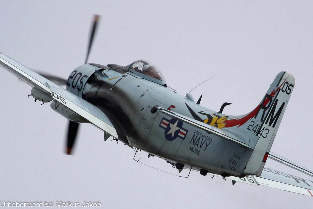 Die brachiale Douglas Skyraider bei den Airclassics Gelnhausen 2011