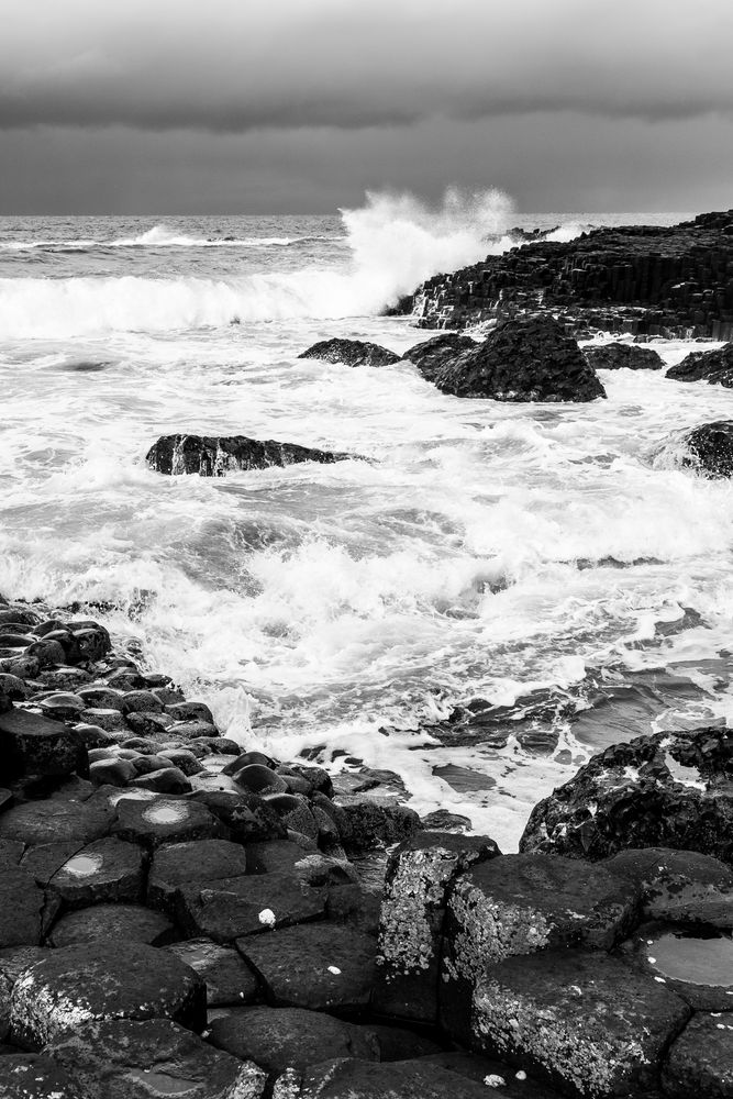 Die Brandung am Giant's Causeway