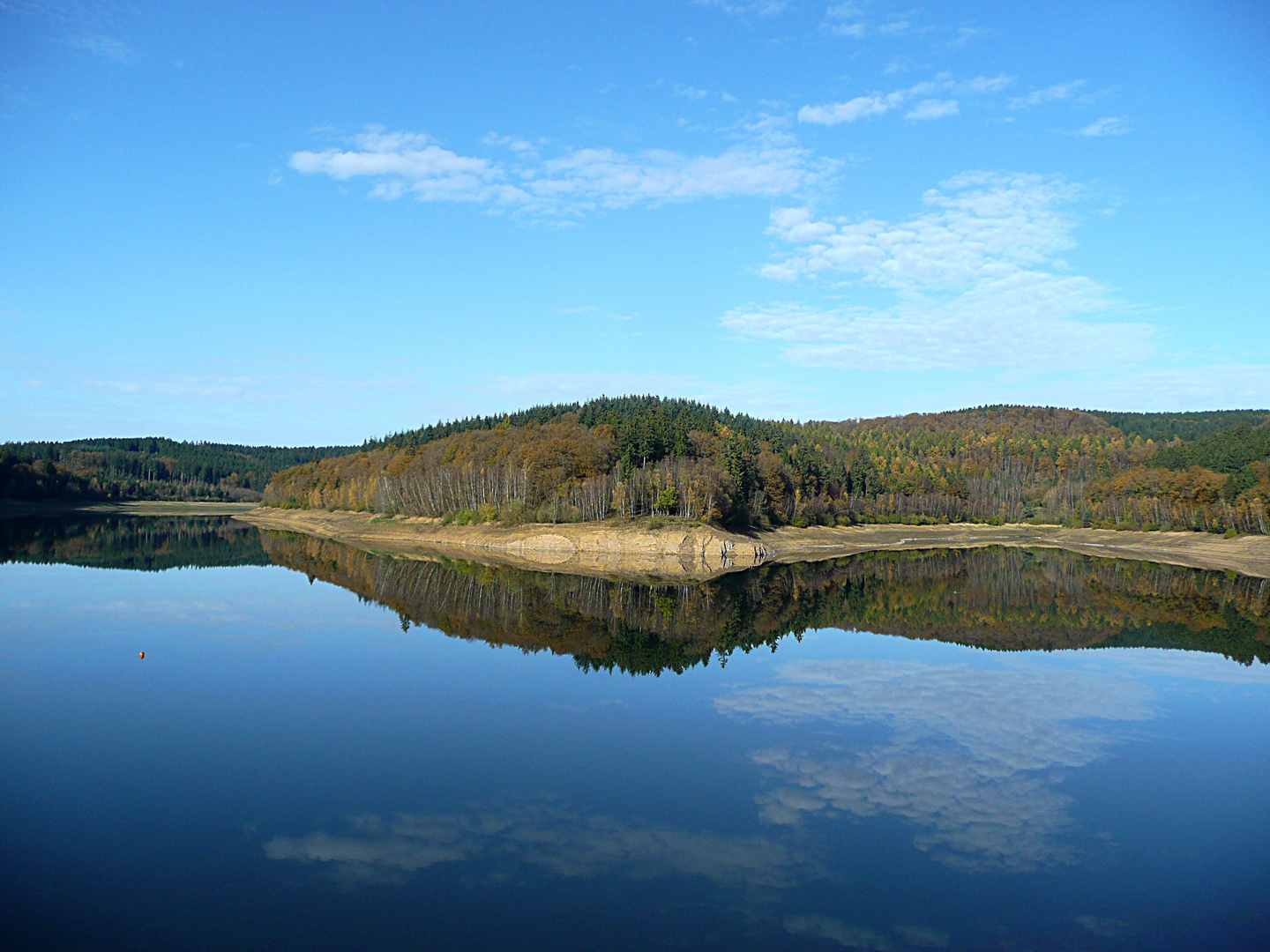 Die Breitenbachtalsperre am 1. November