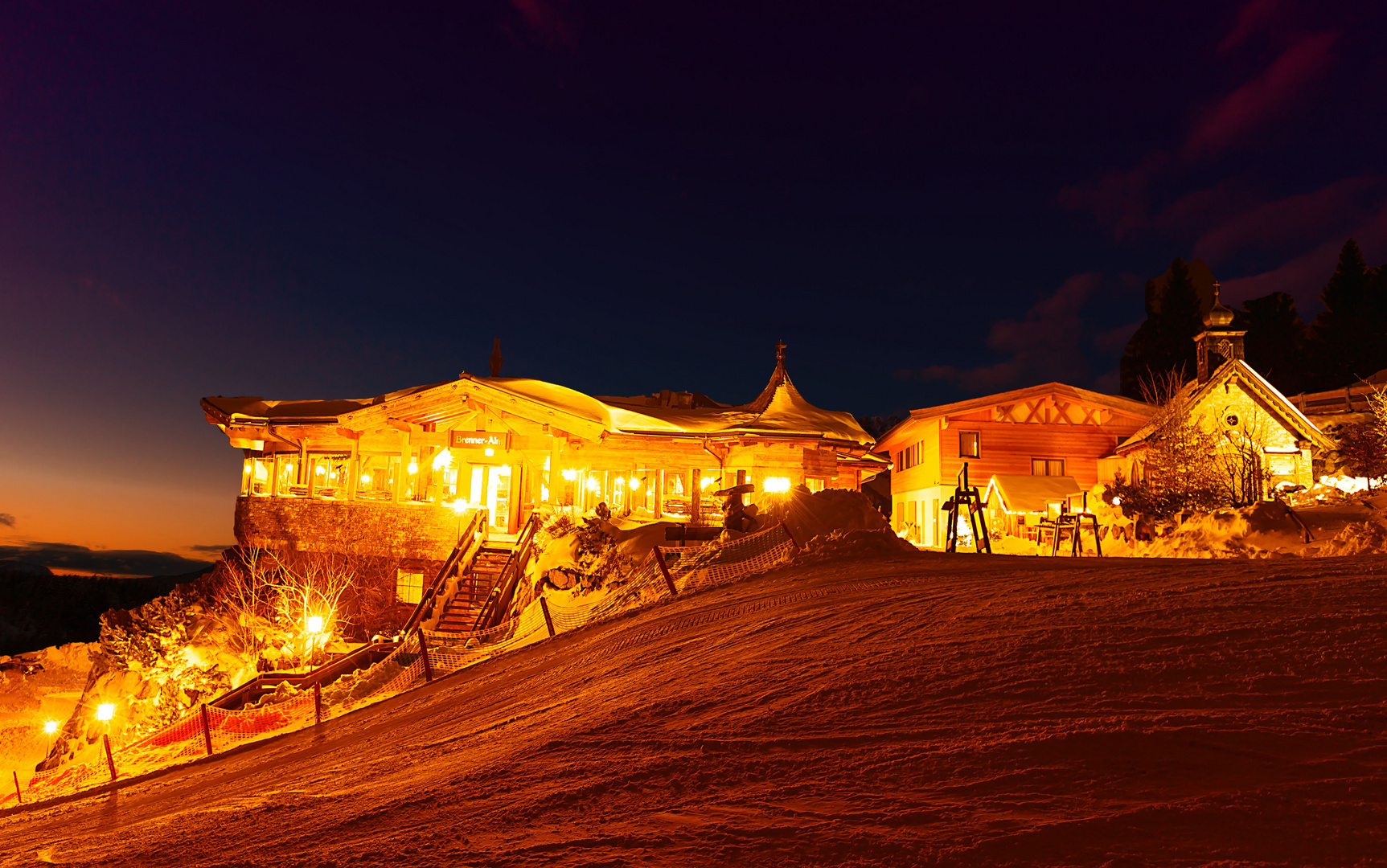 Die Brenneralm am Abend