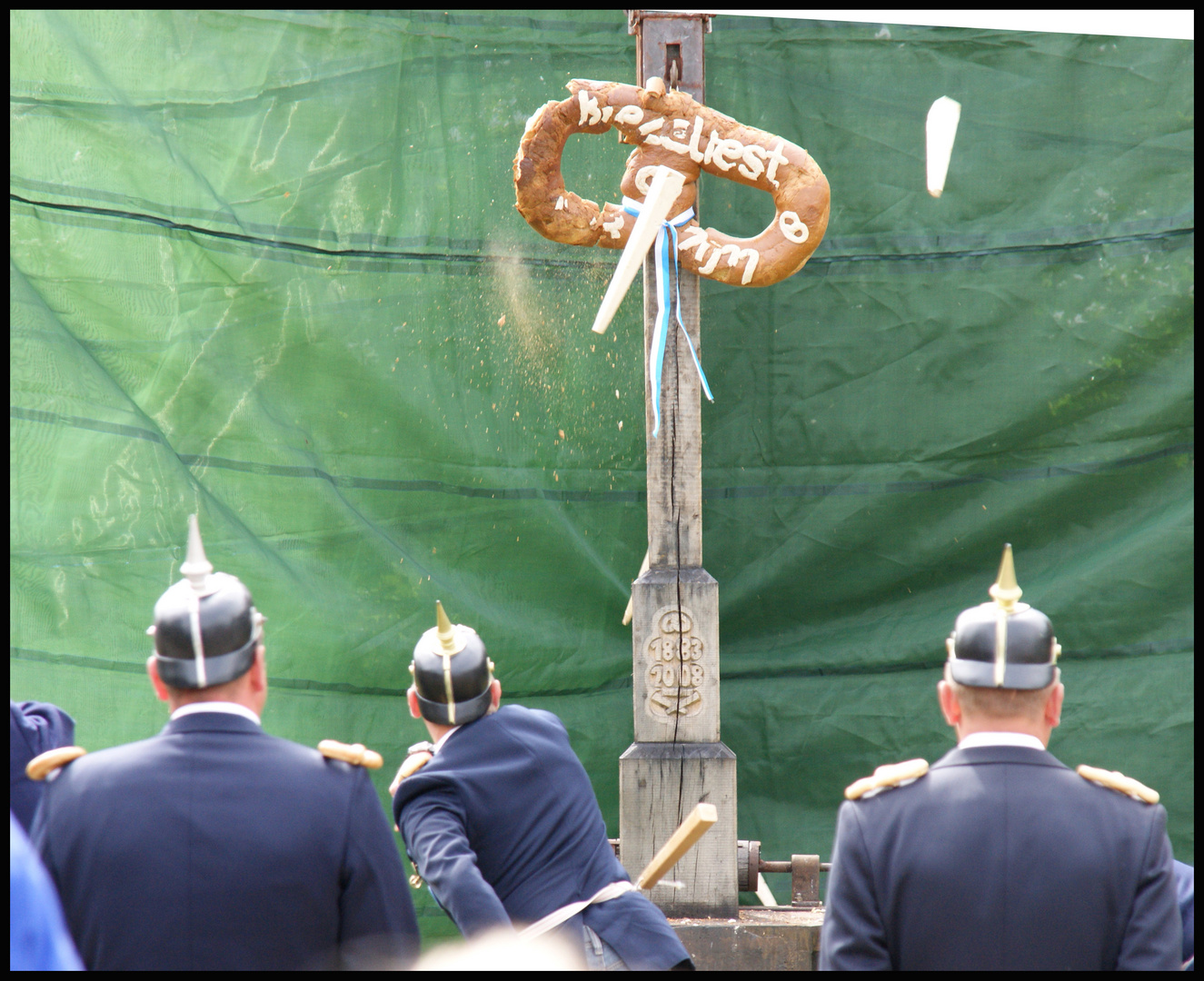 Die Brezelpolizei Kirchhellen wirft