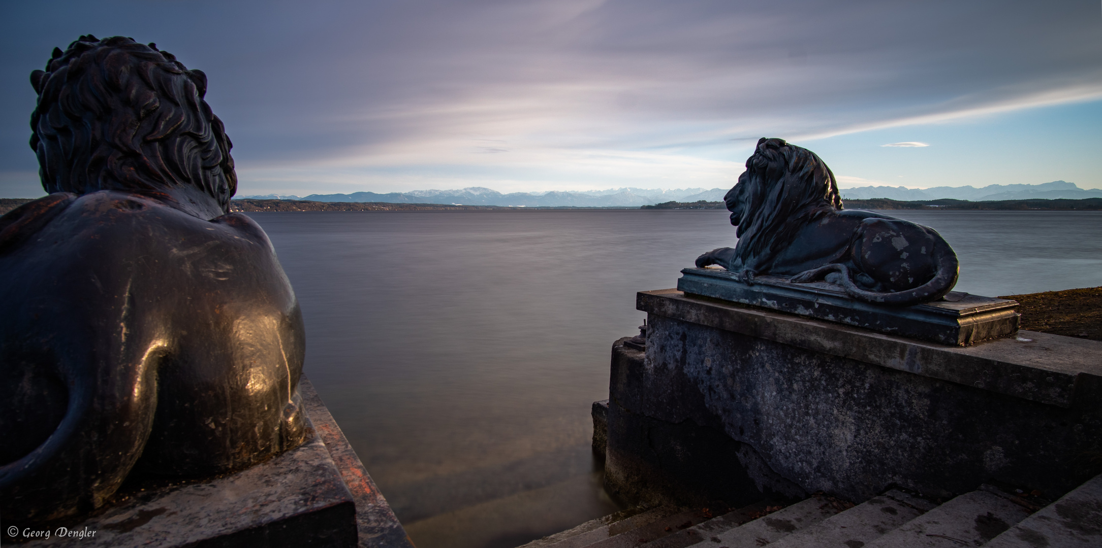 Die Bronzelöwen am Starnberger See ...