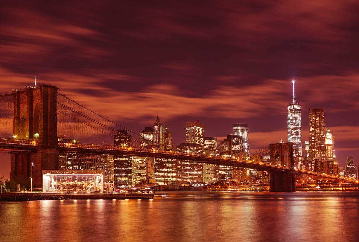 Die Brooklyn Bridge mal in einem anderen Licht.