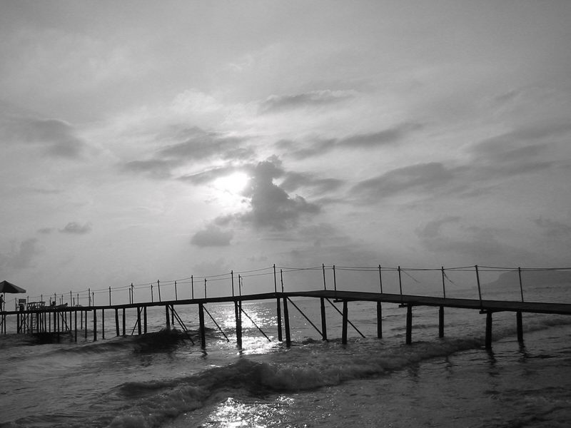 Die Brücke im Meer