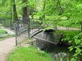 Die Brücke im Park 1 von Arnfried Weber