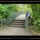 Die Brücke im Park