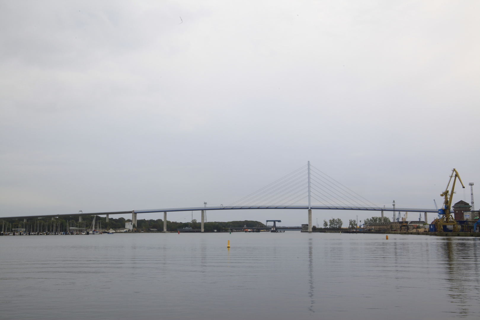 Die Brücke in Strahlsund In Richtung Rügen 