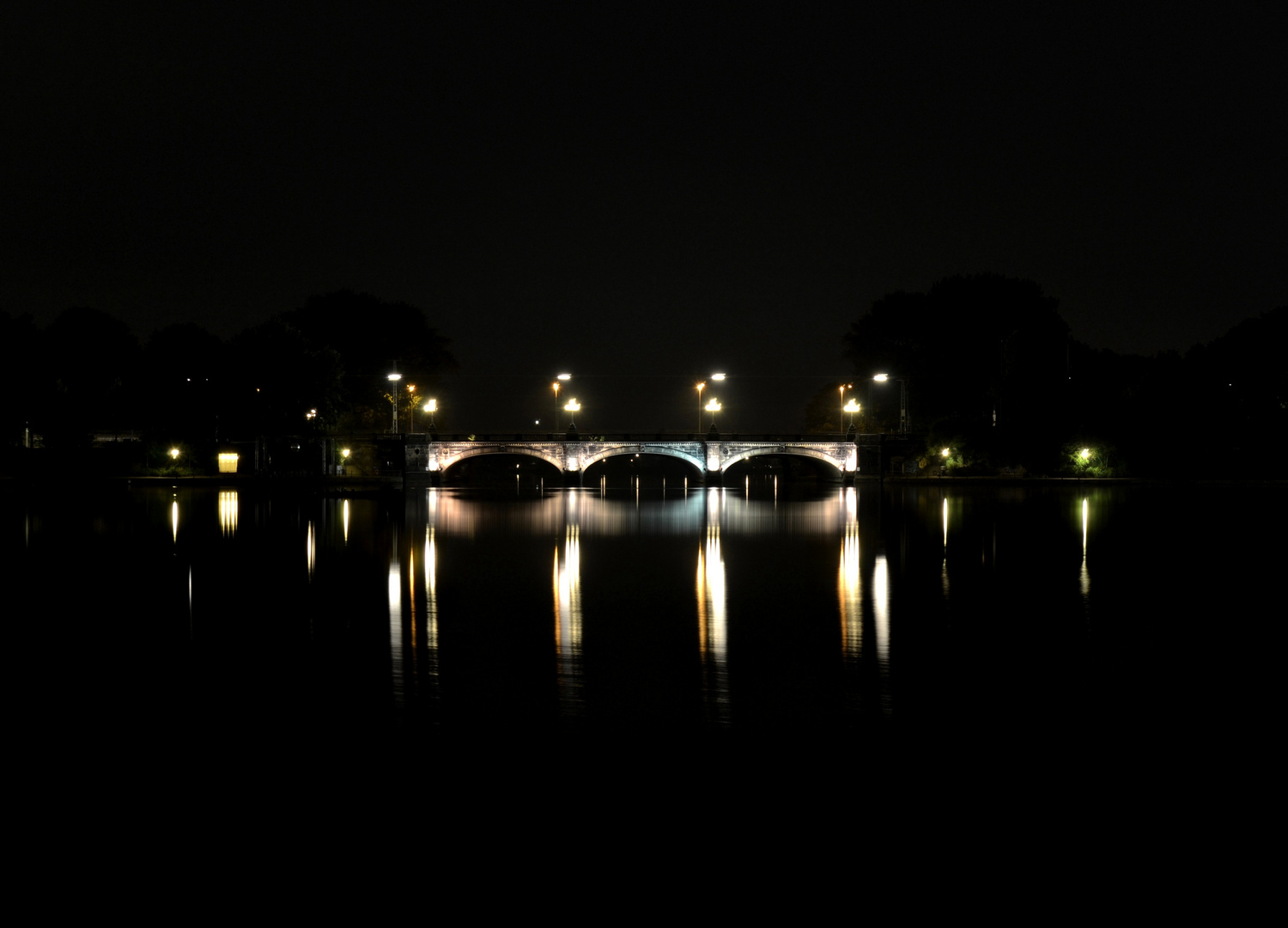 Die Brücke ins Nichts