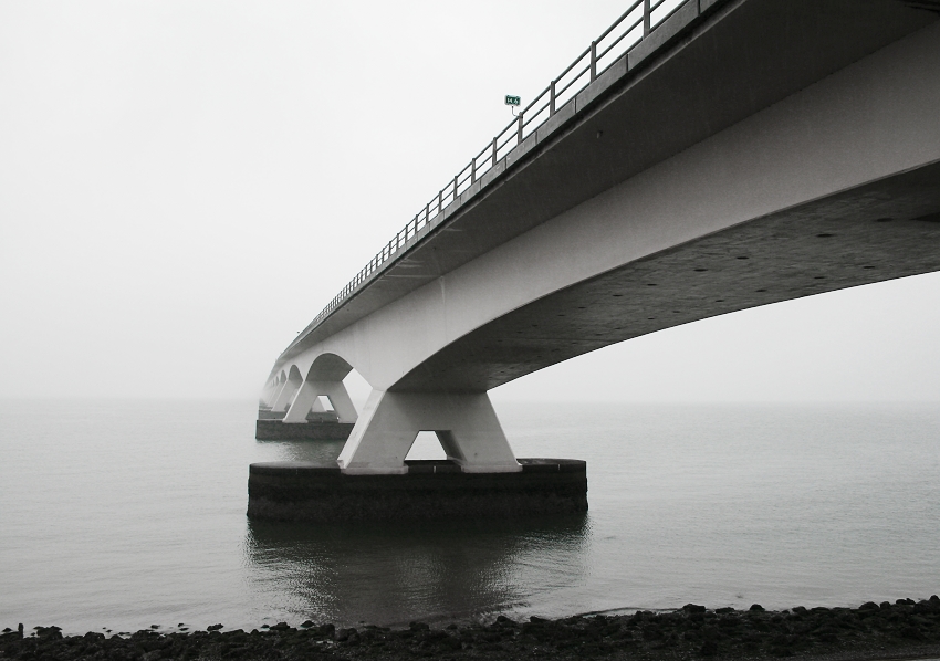 Die Brücke ins Nirgendwo