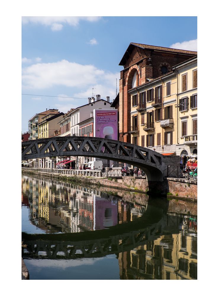 die Brücke über den Naviglio Grande