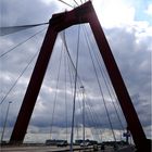 Die Brücke über die Maas