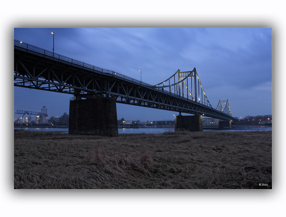 Die Brücke von Krefeld