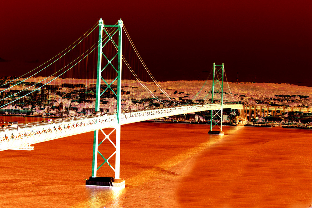 Die Brücke von Lissabon, mit CS3 bearbeitet