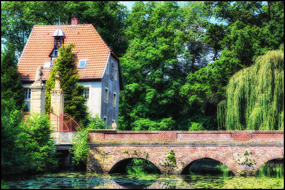 Die Brücke von Schloß Senden