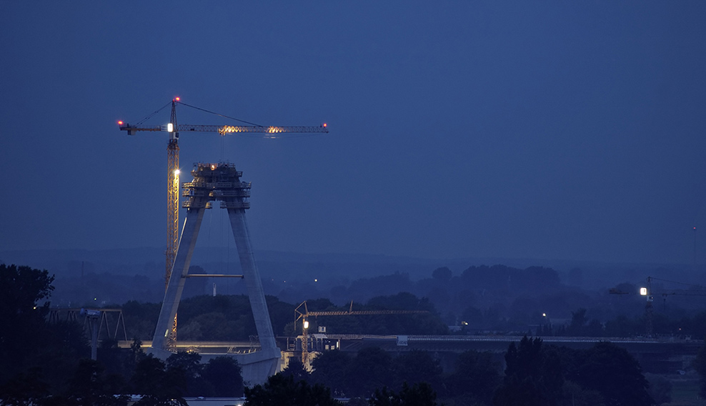 Die Brücke wächst