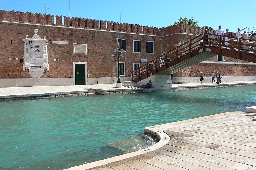 Die Brücke zum Arsenale...