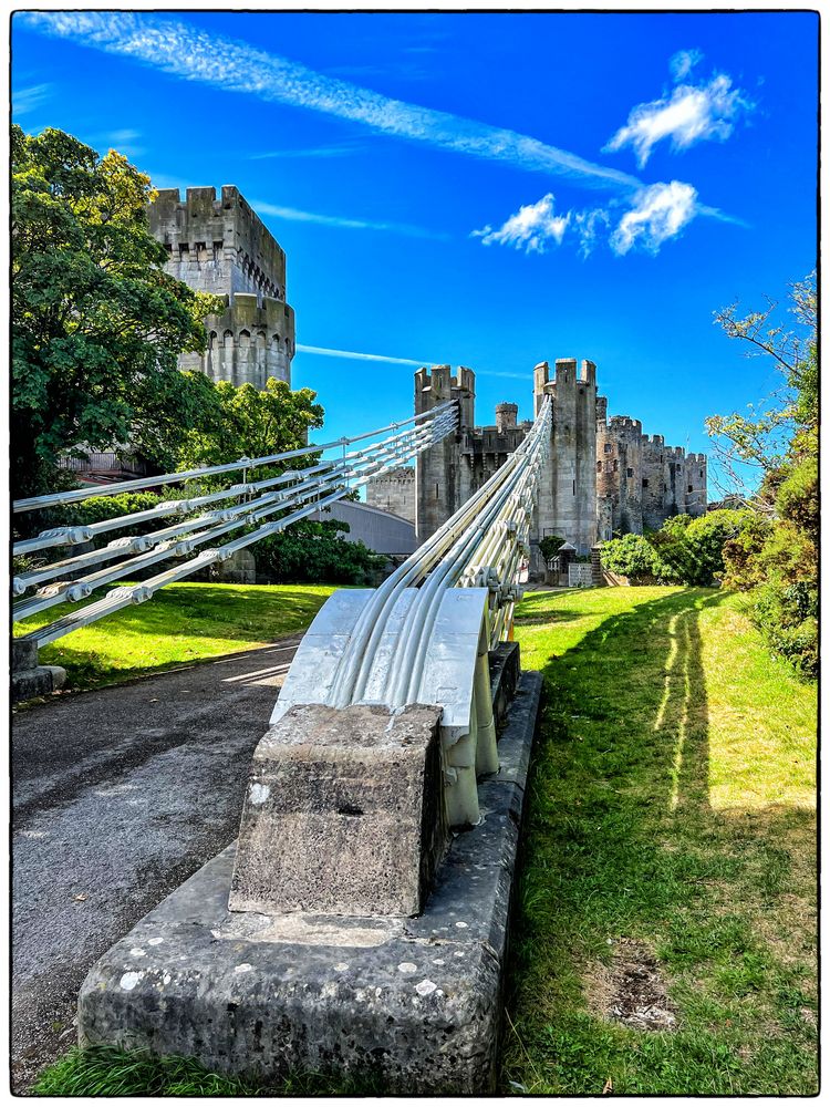 Die Brücke zum Castle