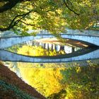 die Brücke zum Herbst