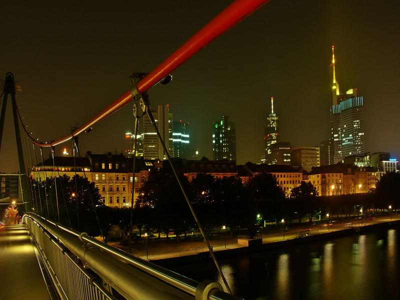 Die Brücke zur City