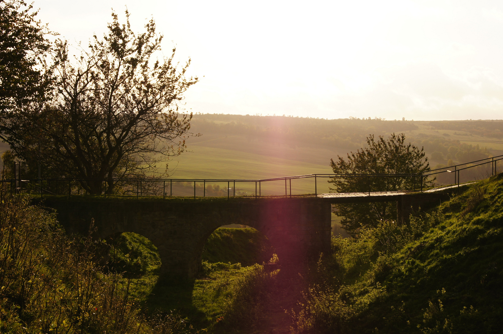 Die Brücke zur Mühlburg!