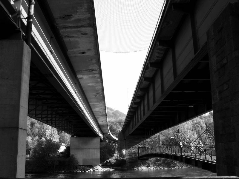 Die Brücken am Fluss