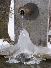 Die Brunnen fließen trotzdem 1