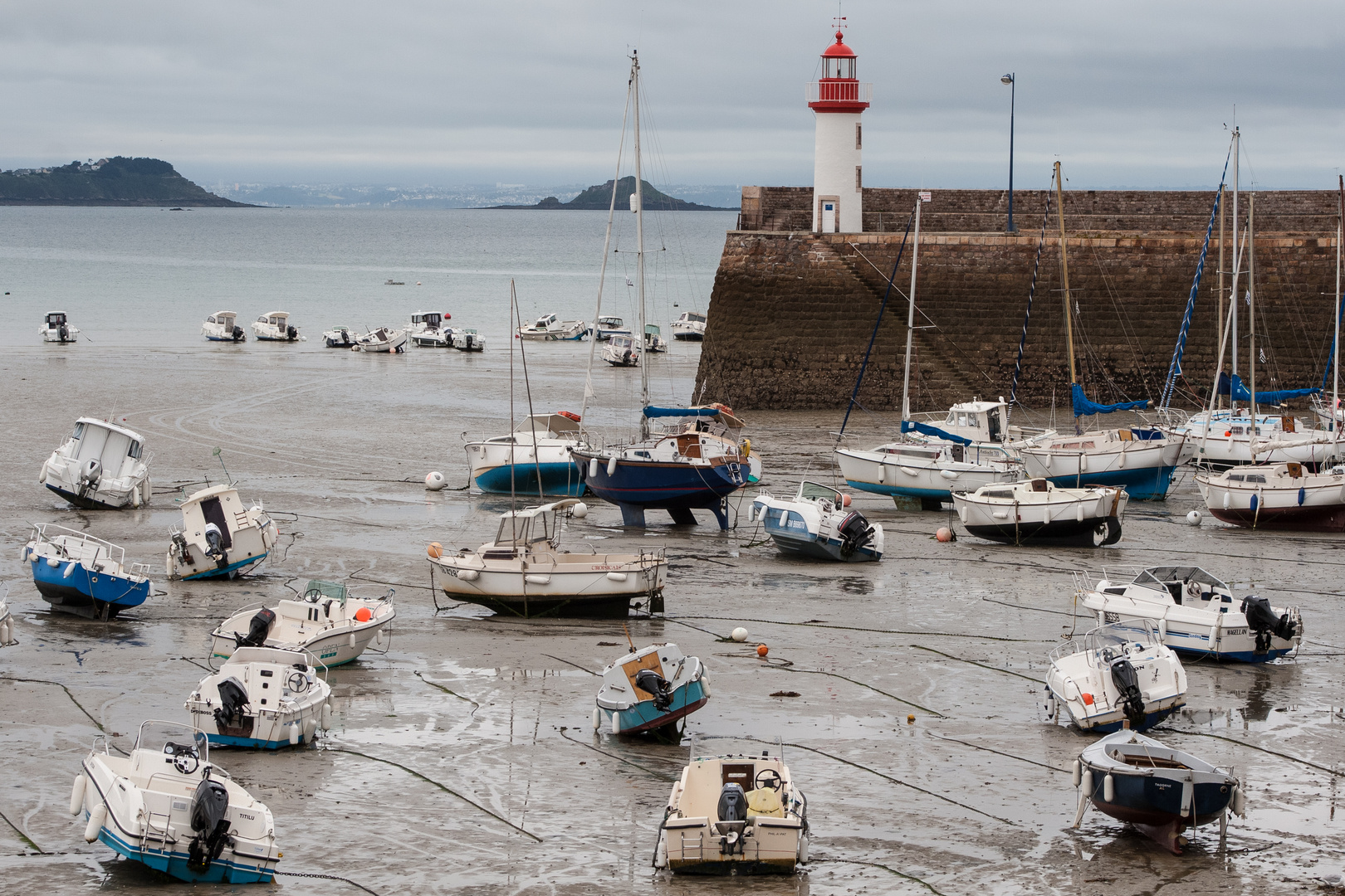 Die Bucht von Erquy bei Ebbe