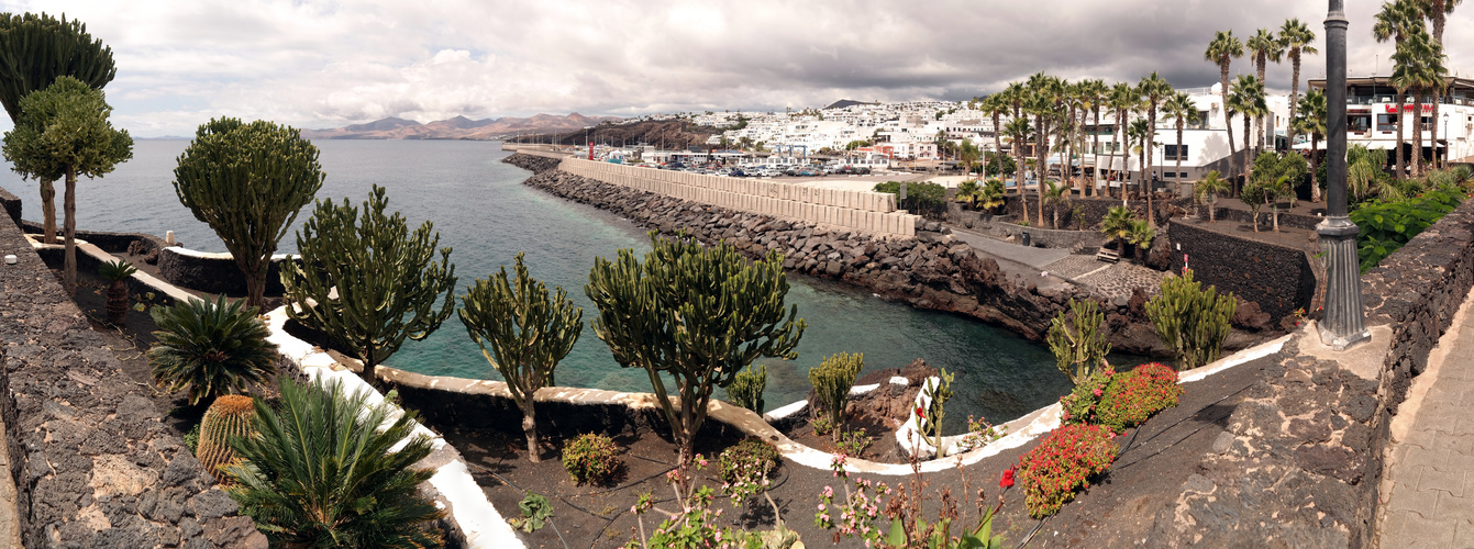 die Bucht von Puerto del Carmen