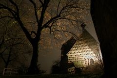 Die Burg bei Nacht