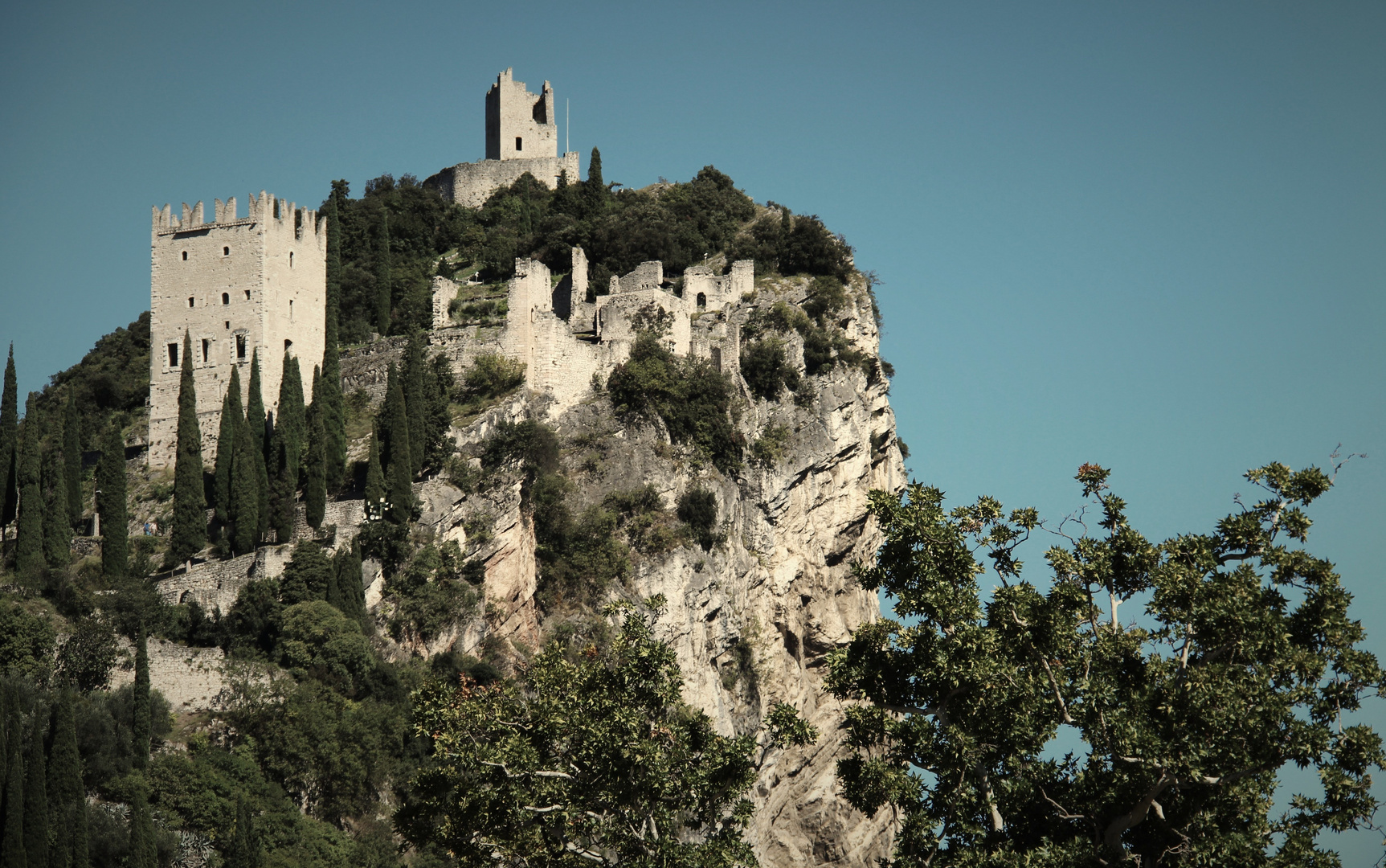 Die Burg der Grafen von Arco