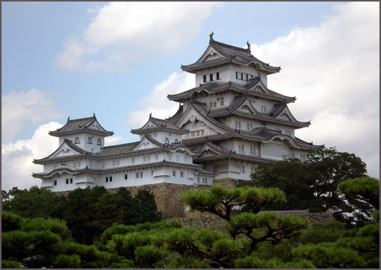 Die Burg des weißen Reihers (Himeji-jo)