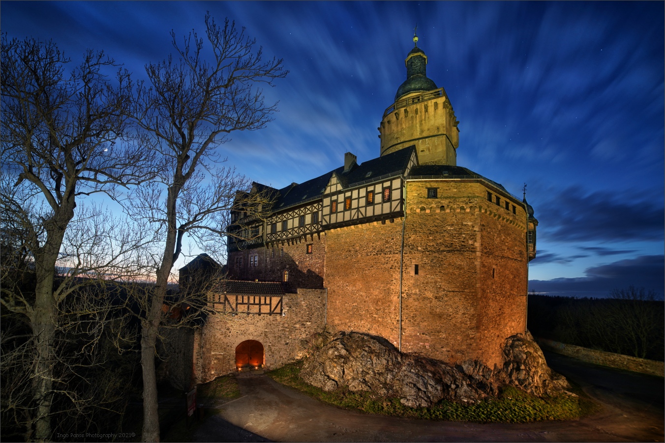 - Die Burg Falkenstein -