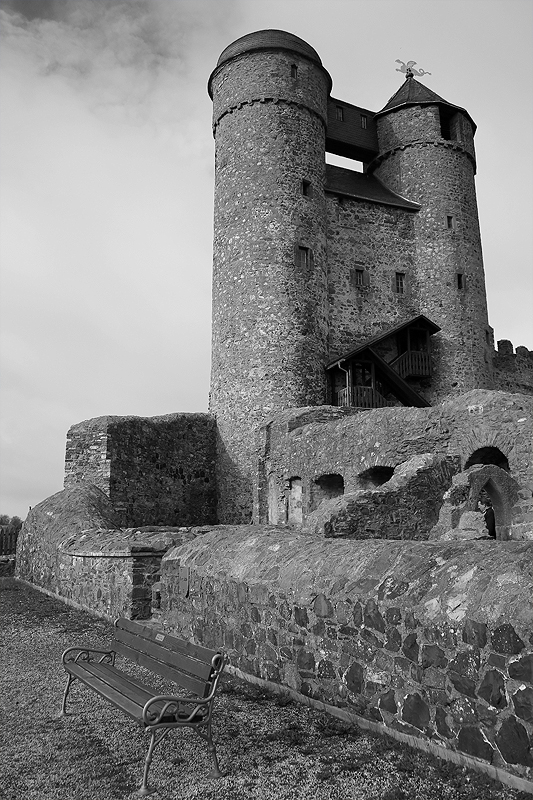 Die Burg Greifenstein...III...