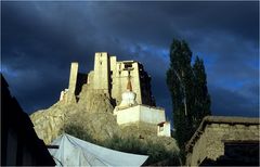 Die Burg in Leh nach dem Gewitter