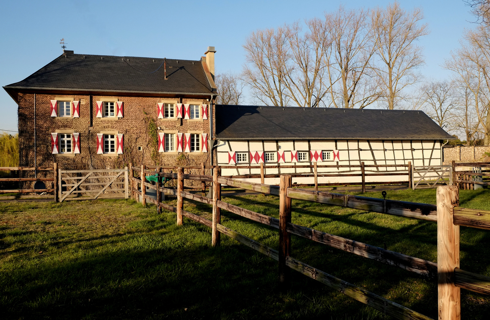 die Burg Kleinvernich