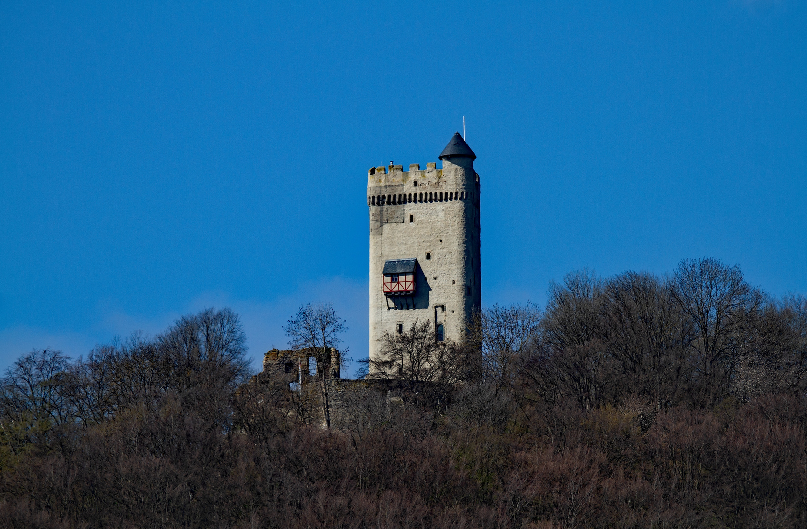 Die Burg Olbrück in der Eifel