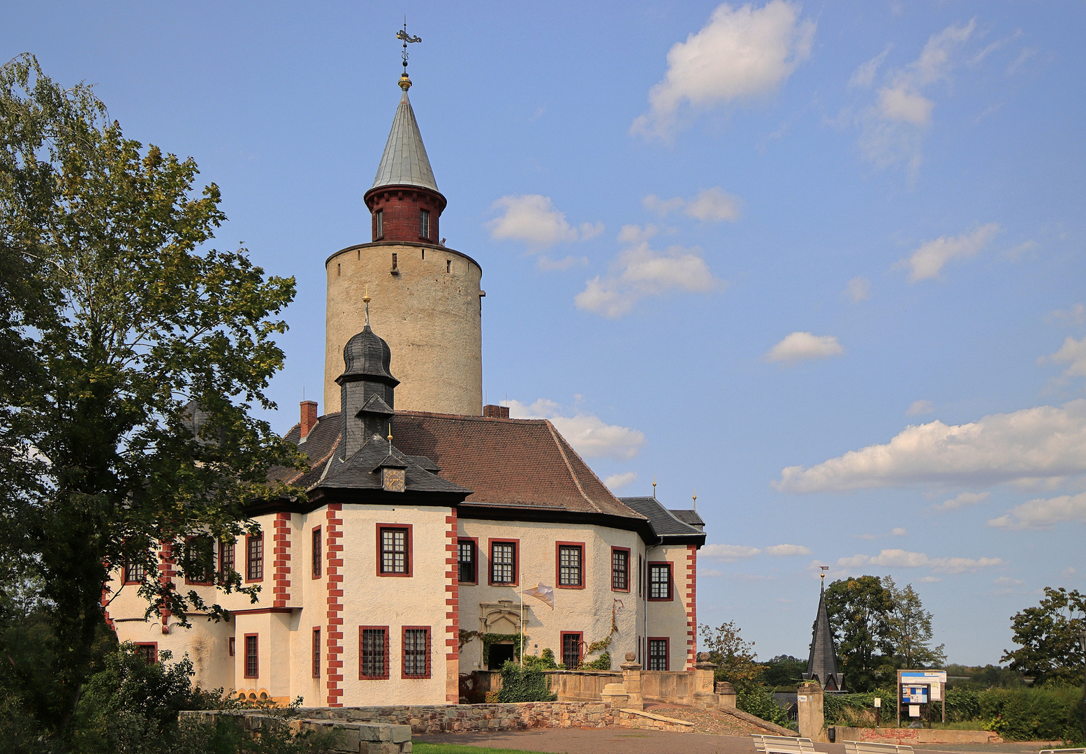 ...die Burg Posterstein...