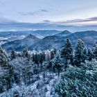 Die Burg Trifels im Schnee - Winterwonderland