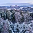 Die Burg Trifels im Schnee - Winterwonderland
