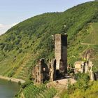 Die Burgruine Metternich über Beilstein an der Mosel