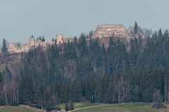 Die Burgruinen Eisenberg und Hohenfreyberg