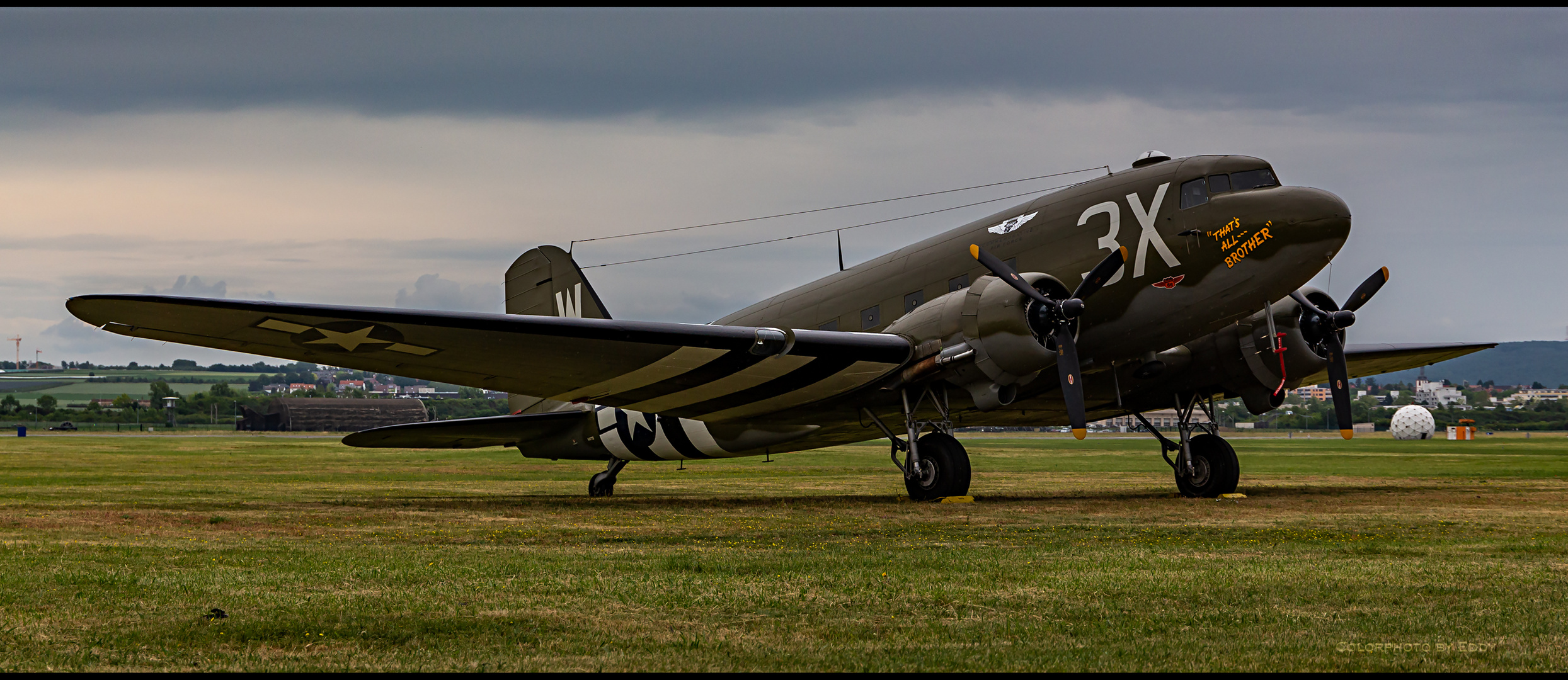 Die C-47 N47TB   -   " That's all Brother "  ...