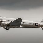 Die C-47A N47E - " Miss Virginia " ...