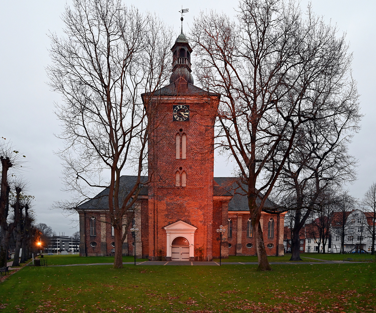 Die Christkirche Rendsburg-Neuwerk am 1. Advent